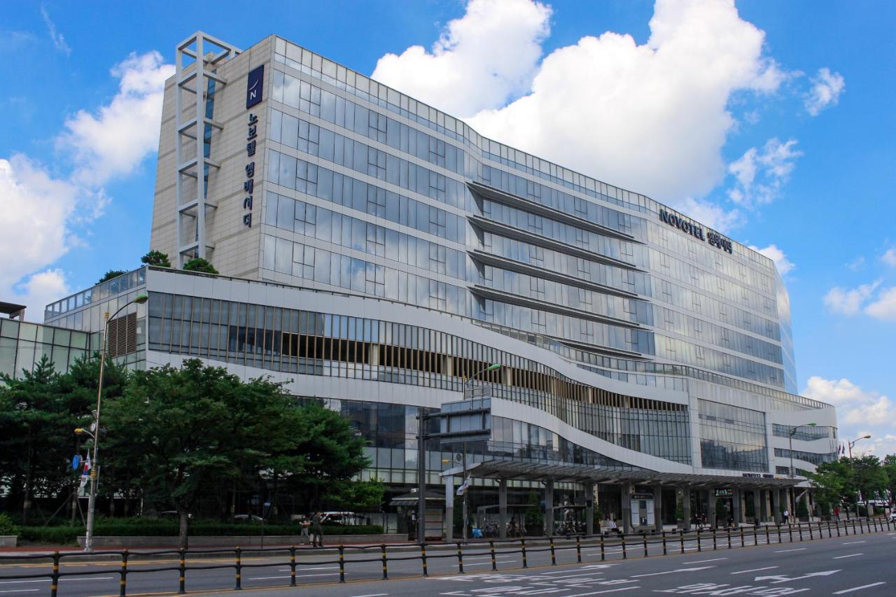 โนโวเทล แอมบาสเดอร์ ซูวอน โฮเต็ล Hotel ภายนอก รูปภาพ
