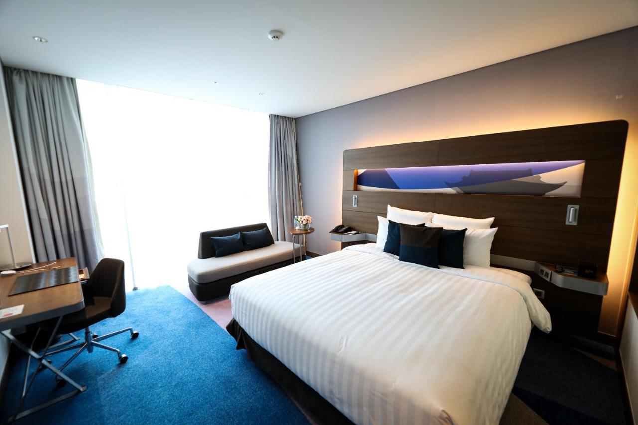 โนโวเทล แอมบาสเดอร์ ซูวอน โฮเต็ล Hotel ภายนอก รูปภาพ