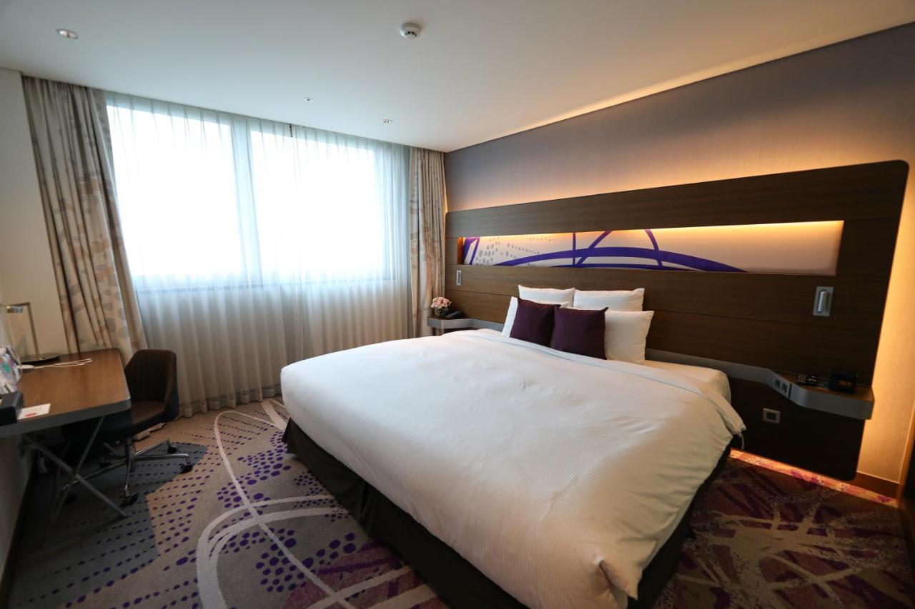 โนโวเทล แอมบาสเดอร์ ซูวอน โฮเต็ล Hotel ภายนอก รูปภาพ