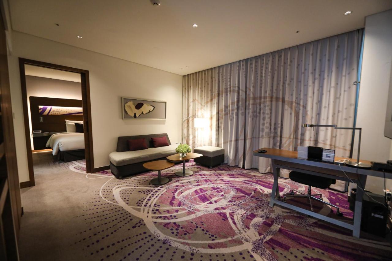 โนโวเทล แอมบาสเดอร์ ซูวอน โฮเต็ล Hotel ภายนอก รูปภาพ