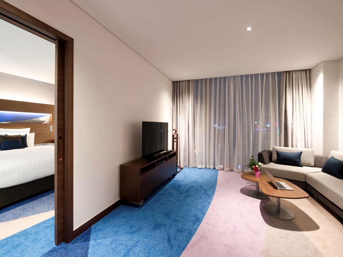 โนโวเทล แอมบาสเดอร์ ซูวอน โฮเต็ล Hotel ภายนอก รูปภาพ