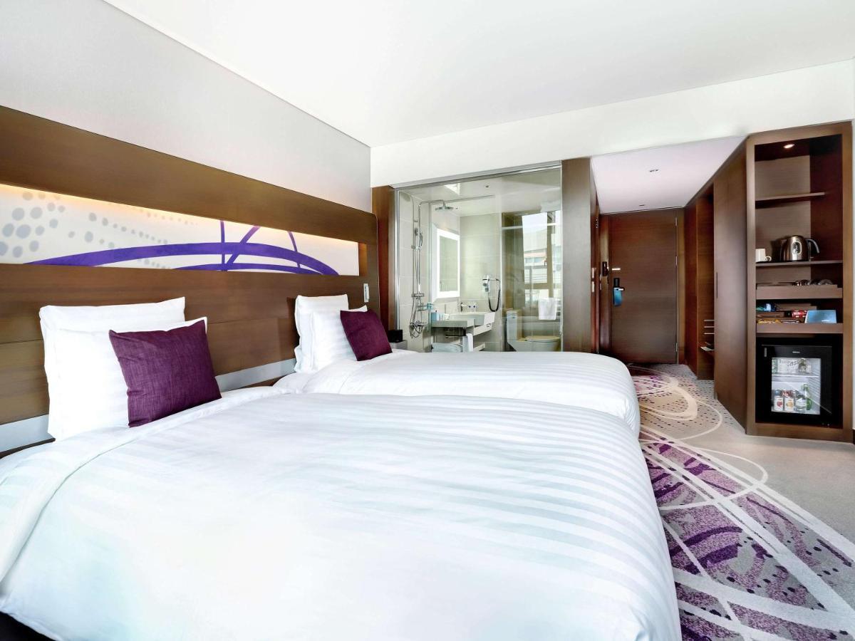 โนโวเทล แอมบาสเดอร์ ซูวอน โฮเต็ล Hotel ภายนอก รูปภาพ
